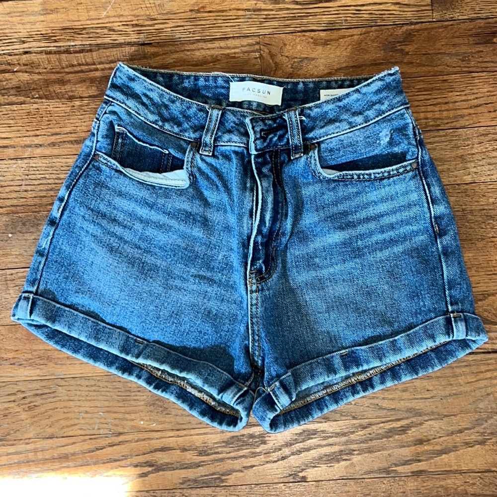 PacSun Mom Short